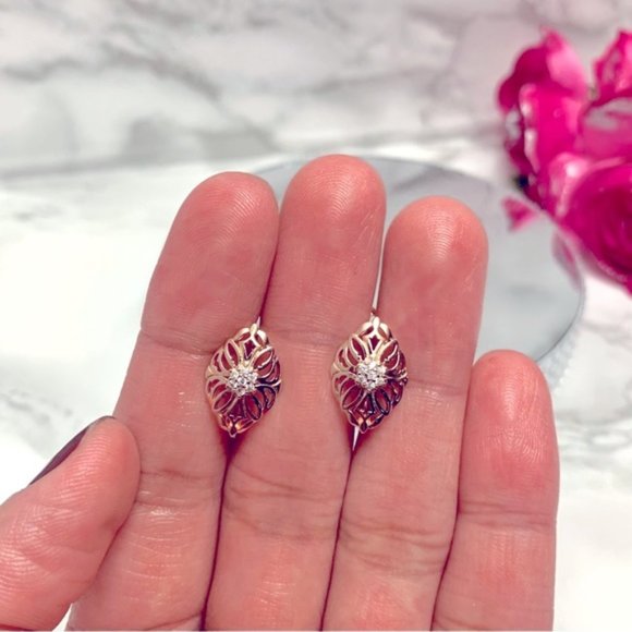 585 Rose Gold Plated Hollow Pattern Natural Zircon Earrings - Picture 5 of 9